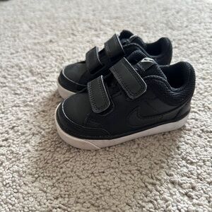 Nike Kids Black Sneakers